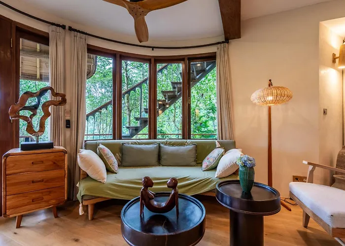 Waterfall Sanctuary 2br Forest *